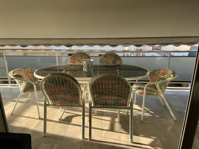 Spacious And Sunny Appartment In Cholargos Aten Exteriör bild